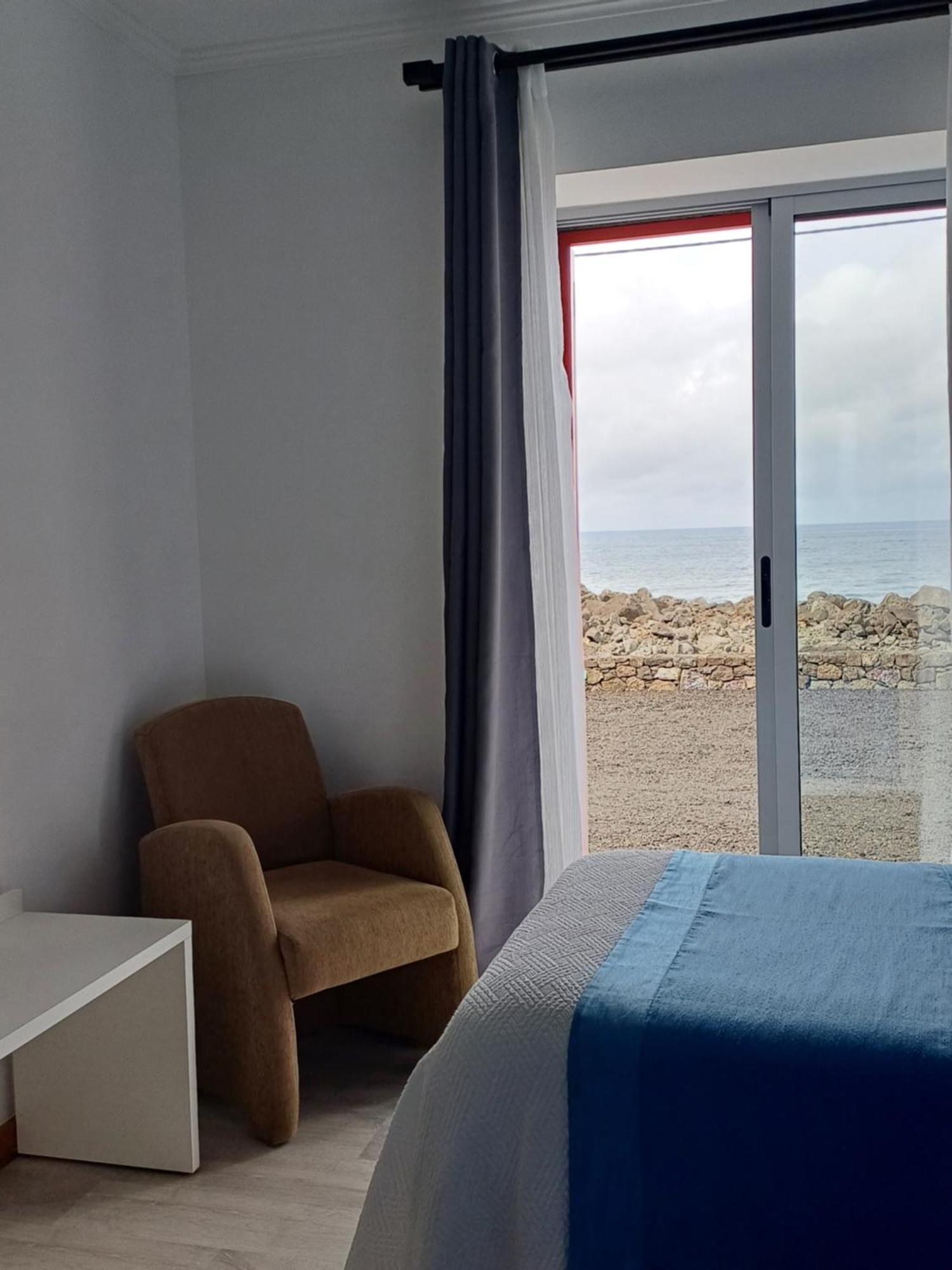 Ocean Breeze Bed and Breakfast Cais do Mourato Esterno foto